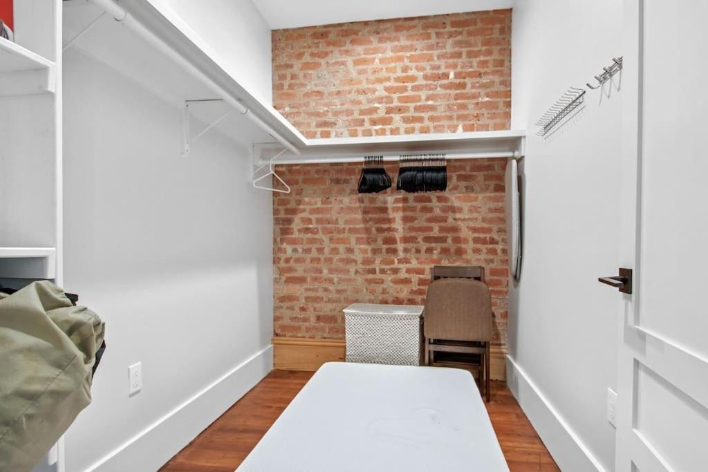 Fab 1838 Garden District 5Br With Parking And Balcony Apartment New Orleans Luaran gambar