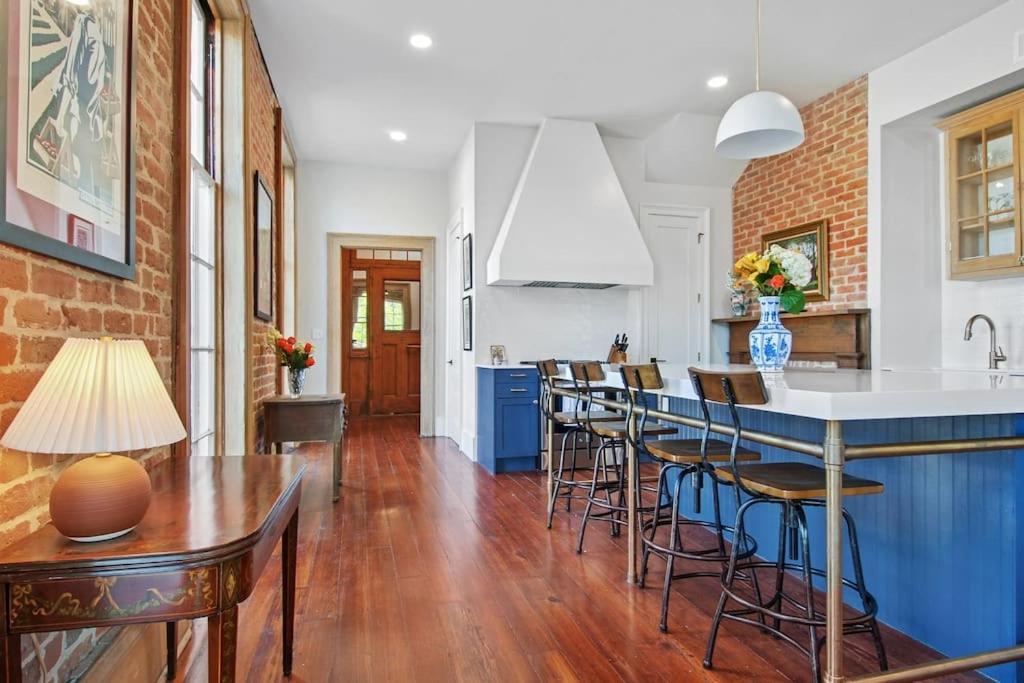 Fab 1838 Garden District 5Br With Parking And Balcony Apartment New Orleans Luaran gambar