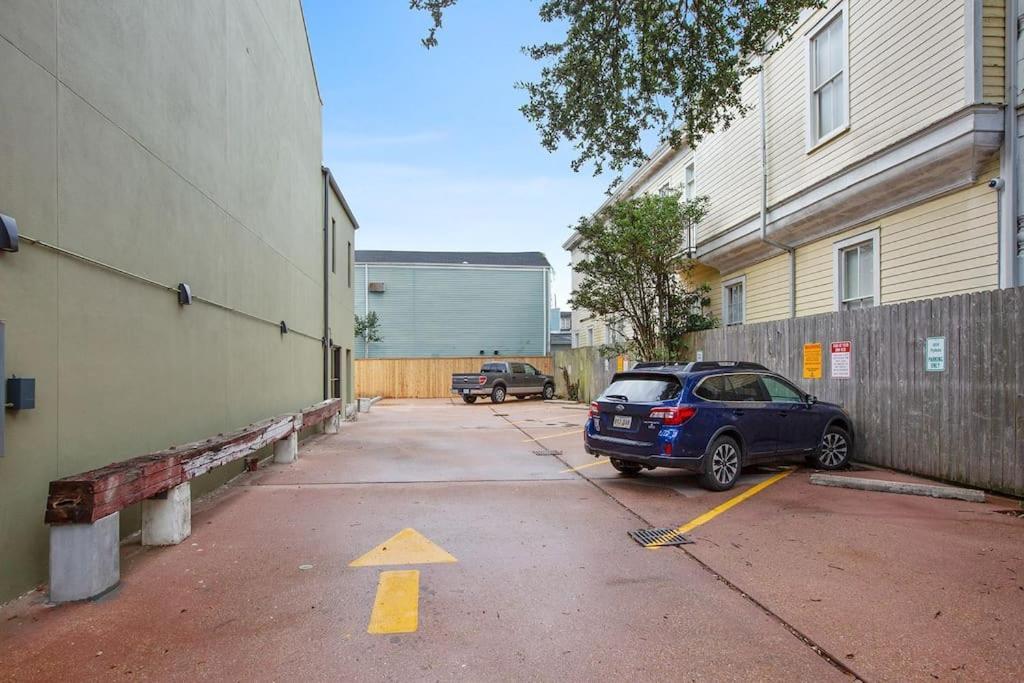 Fab 1838 Garden District 5Br With Parking And Balcony Apartment New Orleans Luaran gambar